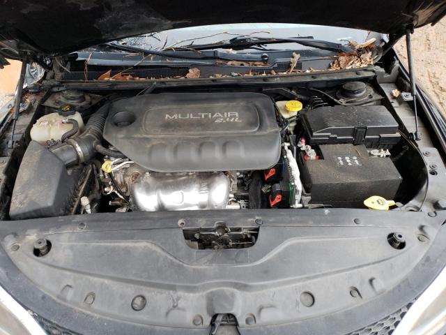 Photo 11 from auction – 2016 CHRYSLER 200 LIMITE with VIN 1C3CCCAB3GN109608