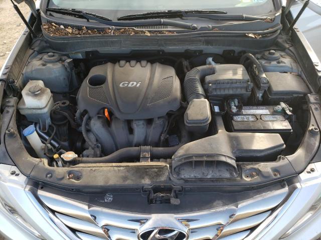 Photo 11 from auction – 2011 HYUNDAI SONATA SE with VIN 5NPEC4AC4BH105837