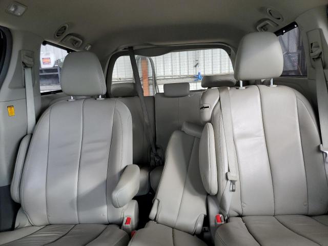 Photo 10 from auction – 2013 TOYOTA SIENNA XLE with VIN 5TDYK3DC4DS377601