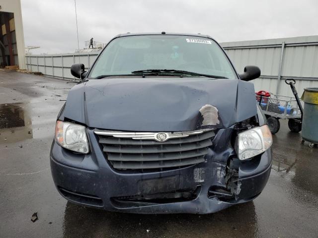 Photo 5 from auction – 2007 CHRYSLER TOWN & COU with VIN 2A4GP44R37R352557