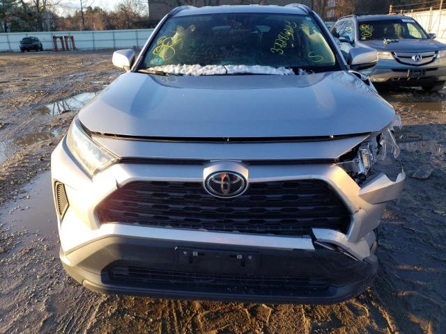 Photo 5 from auction – 2021 TOYOTA RAV4 LE with VIN 2T3G1RFVXMC185017