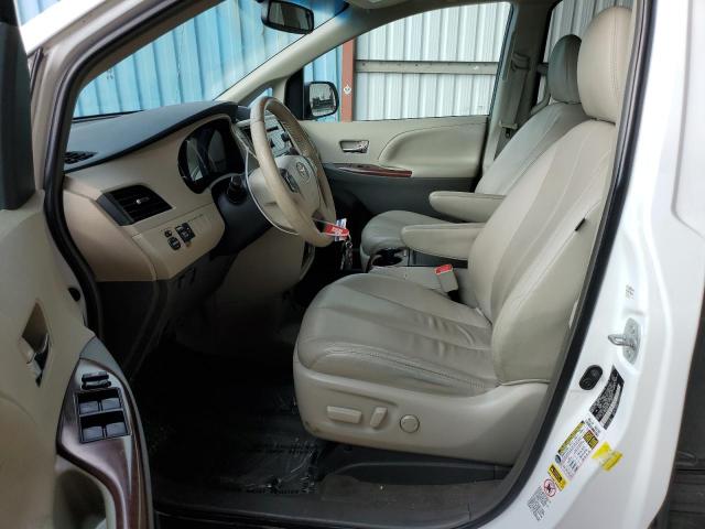 Photo 7 from auction – 2013 TOYOTA SIENNA XLE with VIN 5TDYK3DC4DS377601