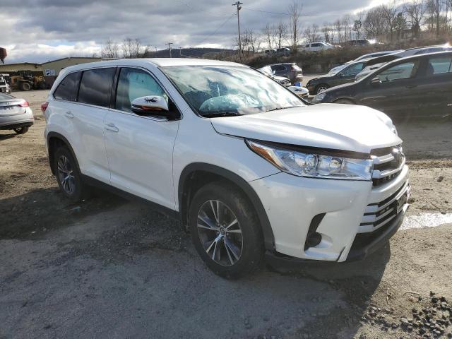 Photo 4 from auction – 2019 TOYOTA HIGHLANDER with VIN 5TDBZRFHXKS960202