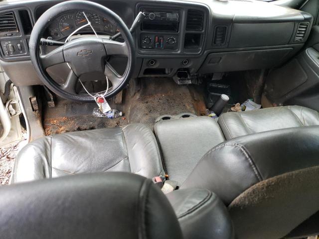 Photo 8 from auction – 2004 CHEVROLET SILVERADO with VIN 1GCHC23U24F154152