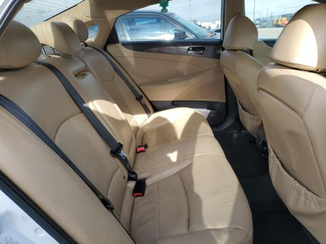 Photo 10 from auction – 2011 HYUNDAI SONATA HYB with VIN KMHEC4A41BA017064