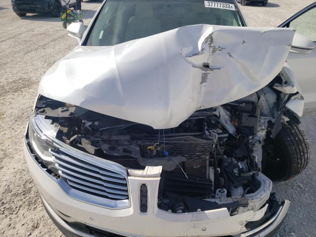Photo 12 from auction – 2016 LINCOLN MKX RESERV with VIN 2LMTJ6LR1GBL29354