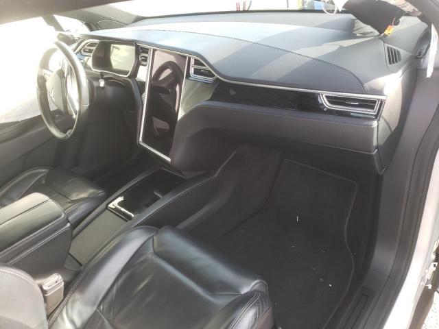 Photo 8 from auction – 2016 TESLA MODEL X with VIN 5YJXCBE20GF023835