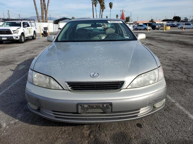 Photo 5 from auction – 1998 LEXUS ES 300 with VIN JT8BF28G6W5017030