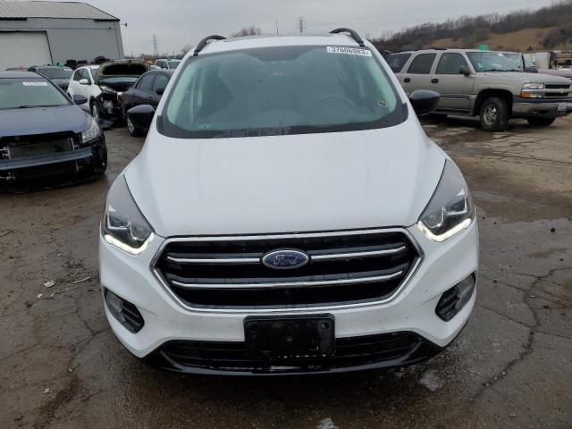 Photo 5 from auction – 2017 FORD ESCAPE SE with VIN 1FMCU0GD5HUE87951