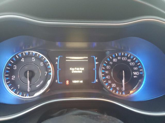 Photo 9 from auction – 2015 CHRYSLER 200 LIMITE with VIN 1C3CCCAB9FN677098