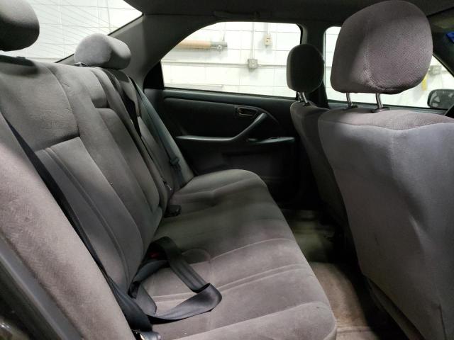 Photo 10 from auction – 2000 TOYOTA CAMRY with VIN 4T1BG22K3YU982153
