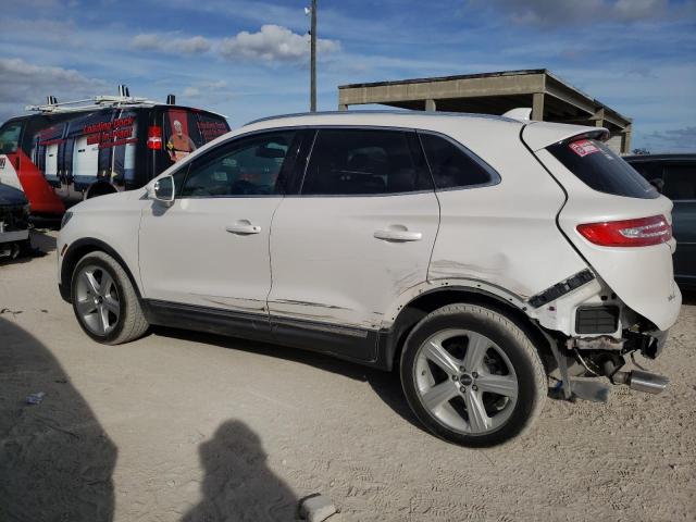 Photo 2 from auction – 2018 LINCOLN MKC PREMIE with VIN 5LMCJ1C90JUL32226