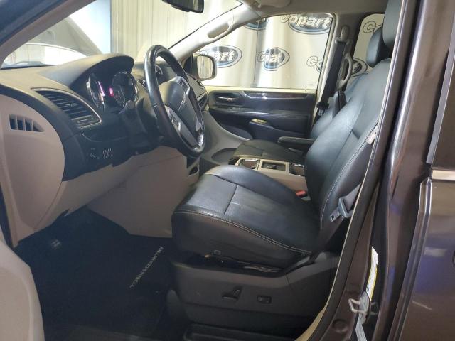 Photo 7 from auction – 2016 CHRYSLER TOWN & COU with VIN 2C4RC1BG2GR239726