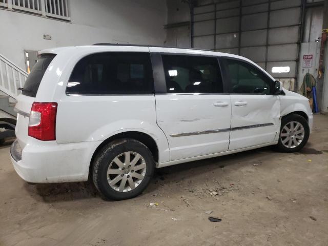 Photo 3 from auction – 2016 CHRYSLER TOWN & COU with VIN 2C4RC1BG9GR293296