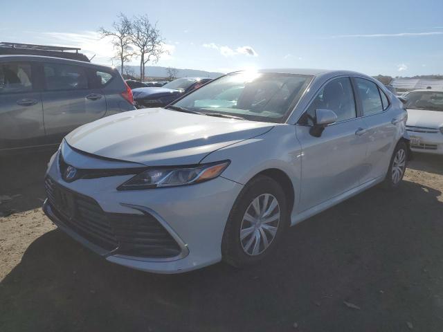 TOYOTA CAMRY LE 2022 with VIN 4T1C31AK2NU035807 - Photo from auction