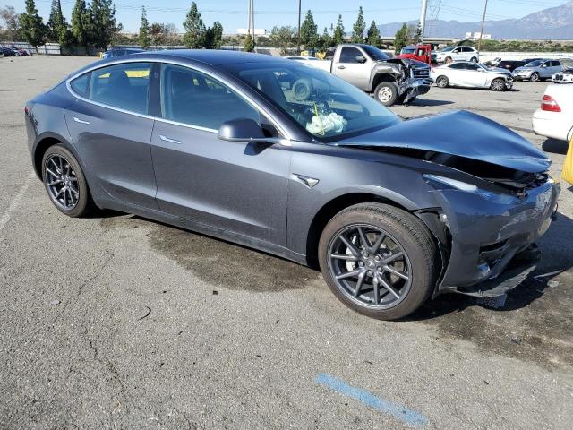 Photo 4 from auction – 2018 TESLA MODEL 3 with VIN 5YJ3E1EA1JF012747