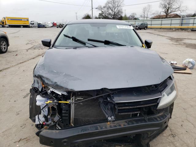 Photo 5 from auction – 2017 VOLKSWAGEN JETTA S with VIN 3VW167AJ6HM371916