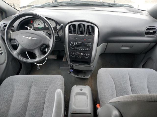 Photo 8 from auction – 2005 CHRYSLER TOWN & CNT with VIN 2C8GP54L55R112767