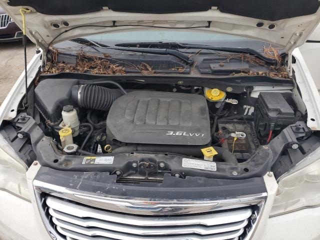Photo 12 from auction – 2013 CHRYSLER TOWN & COU with VIN 2C4RC1BG8DR787645