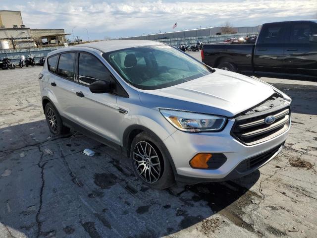 Photo 4 from auction – 2017 FORD ESCAPE S with VIN 1FMCU0F70HUB79517