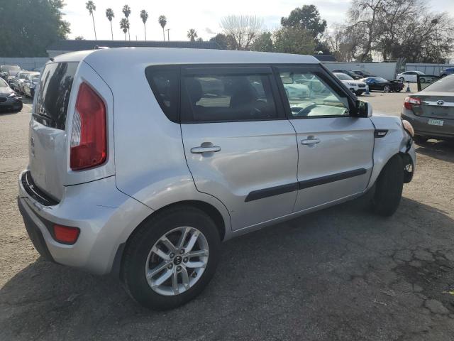 Photo 3 from auction – 2012 KIA SOUL with VIN KNDJT2A52C7442517