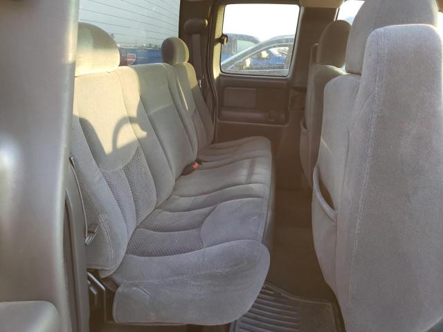 Photo 10 from auction – 2004 CHEVROLET SILVERADO with VIN 2GCEC19V441105829