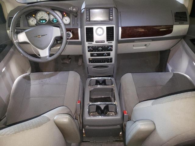 Photo 8 from auction – 2010 CHRYSLER TOWN & COU with VIN 2A4RR5D13AR400116