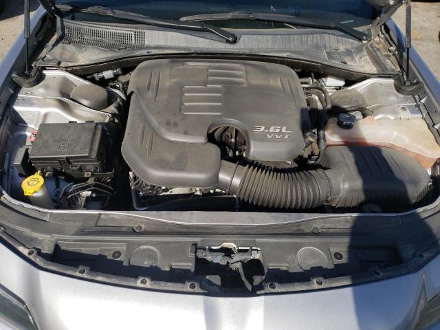Photo 11 from auction – 2018 CHRYSLER 300 S with VIN 2C3CCAGG2JH268854