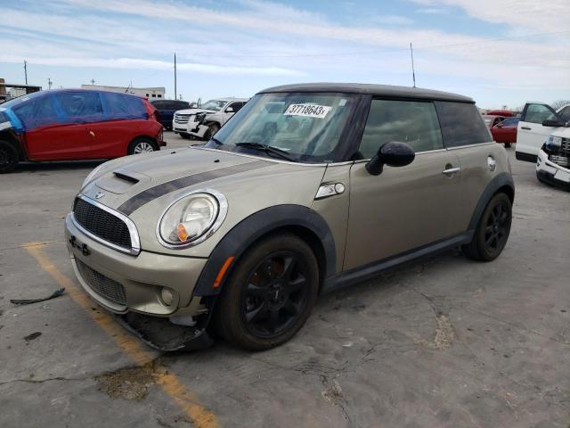 MINI COOPER S 2010 with VIN WMWMF7C52ATZ74124 - Photo from auction
