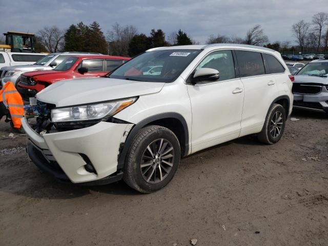 TOYOTA HIGHLANDER 2017 с VIN 5TDKZRFH4HS215714 - Фото с аукциона