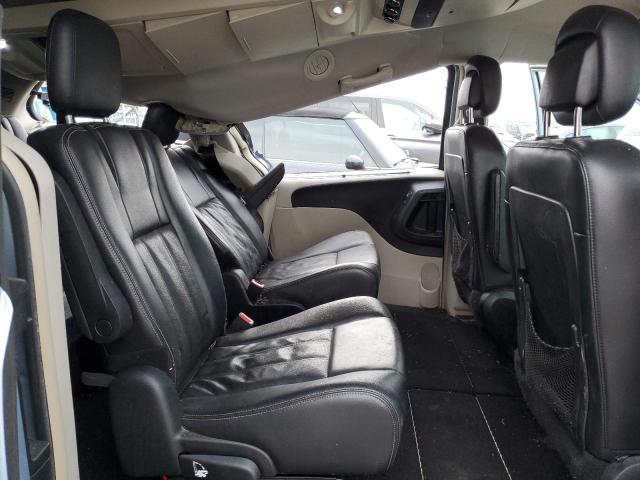Photo 11 from auction – 2013 CHRYSLER TOWN & COU with VIN 2C4RC1CG6DR565801