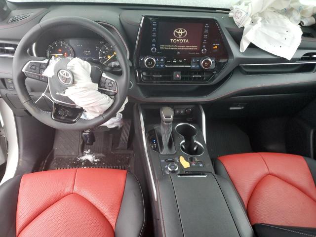 Photo 8 from auction – 2021 TOYOTA HIGHLANDER with VIN 5TDJZRBH8MS131620