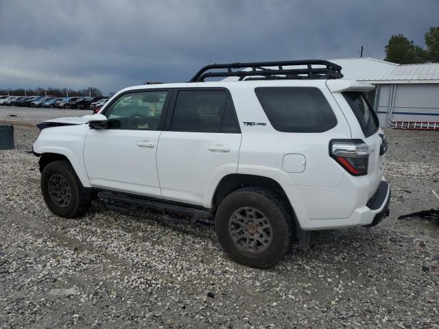 Photo 2 from auction – 2022 TOYOTA 4RUNNER SR with VIN JTELU5JR9N6076795