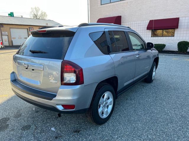 Photo 4 from auction – 2017 JEEP COMPASS LA with VIN 1C4NJCEB9HD182557