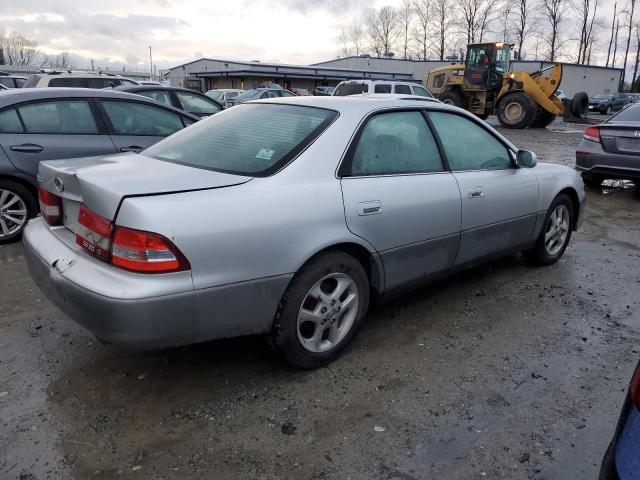 Photo 3 from auction – 2001 LEXUS ES 300 with VIN JT8BF28G610317575