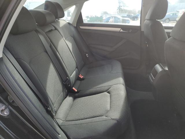 Photo 10 from auction – 2013 VOLKSWAGEN PASSAT S with VIN 1VWAP7A3XDC024129