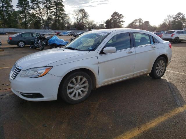 CHRYSLER 200 TOURIN 2013 with VIN 1C3CCBBG2DN678028 - Photo from auction