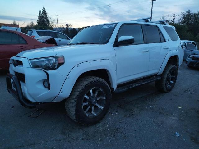 TOYOTA 4RUNNER SR 2016 z numerem VIN JTEBU5JR2G5355977 - Zdjęcie z aukcji