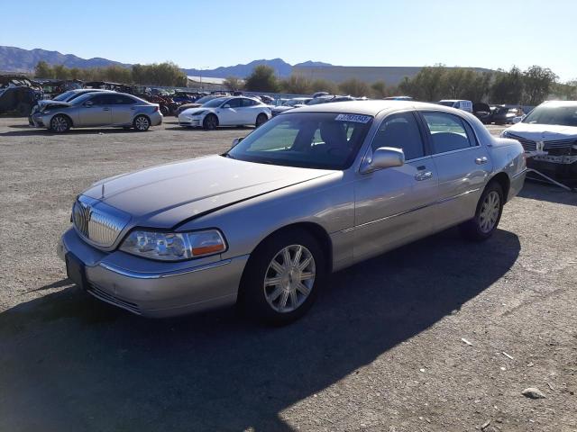LINCOLN TOWN CAR S 2011 with VIN 2LNBL8CV7BX755135 - Photo from auction