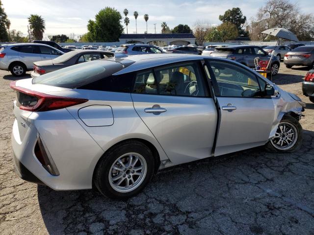Photo 3 from auction – 2021 TOYOTA PRIUS PRIM with VIN JTDKAMFP9M3177202