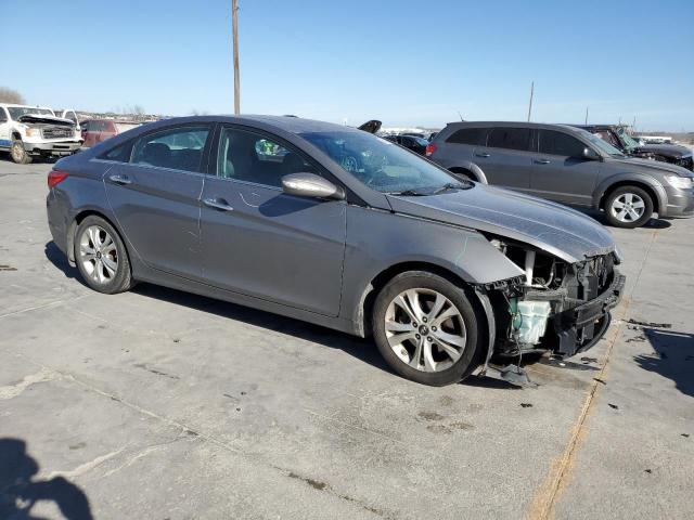 Photo 4 from auction – 2011 HYUNDAI SONATA with VIN 5NPEC4AC3BH089274