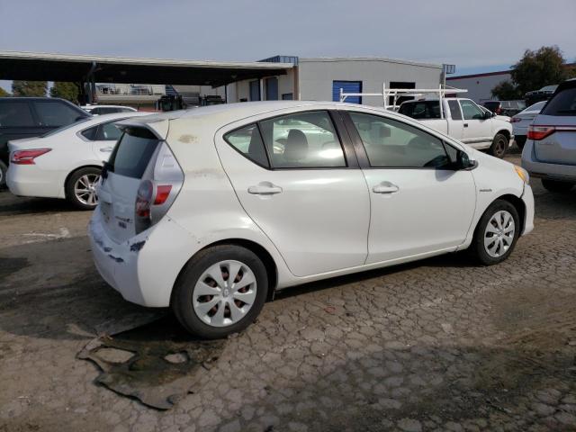 Photo 3 from auction – 2013 TOYOTA PRIUS C with VIN JTDKDTB32D1031479