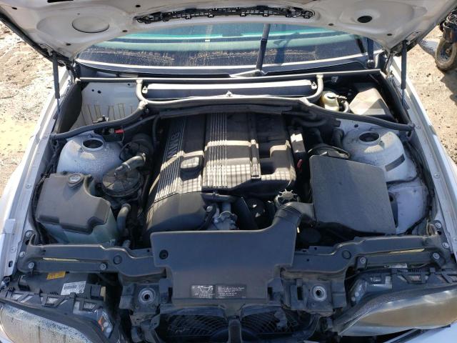 Photo 11 from auction – 2004 BMW 330 I with VIN WBAEV53414KM34034