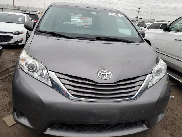 Photo 5 from auction – 2017 TOYOTA SIENNA LE with VIN 5TDKZ3DC0HS882607