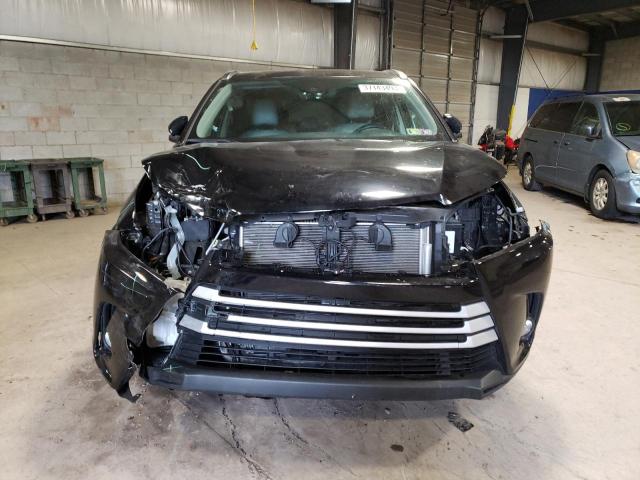 Photo 5 from auction – 2019 TOYOTA HIGHLANDER with VIN 5TDJZRFH9KS586953