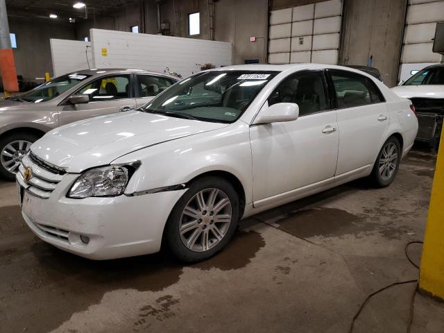 TOYOTA AVALON 2005 with VIN 4T1BK36BX5U045603 - Photo from auction