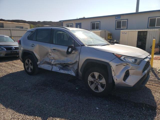 Photo 4 from auction – 2021 TOYOTA RAV4 XLE with VIN JTMW1RFV6MD079705