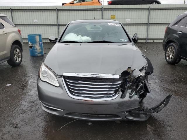 Photo 5 from auction – 2013 CHRYSLER 200 LX with VIN 1C3CCBAB2DN559448