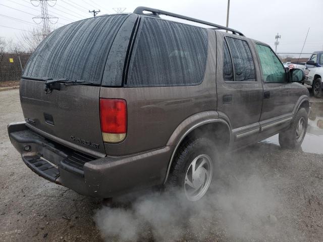 Photo 3 from auction – 2000 CHEVROLET BLAZER with VIN 1GNDT13W7Y2177151