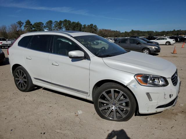 Photo 4 from auction – 2016 VOLVO XC60 T5 PR with VIN YV440MDK4G2805905